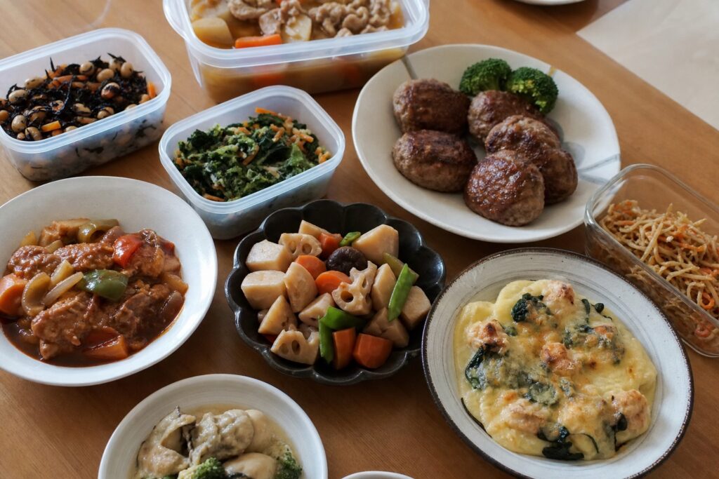 GW中の宅食活用ガイド｜連休8日を楽にする5つのシーン別おすすめ【2026年】の自然光撮影風アイキャッチ