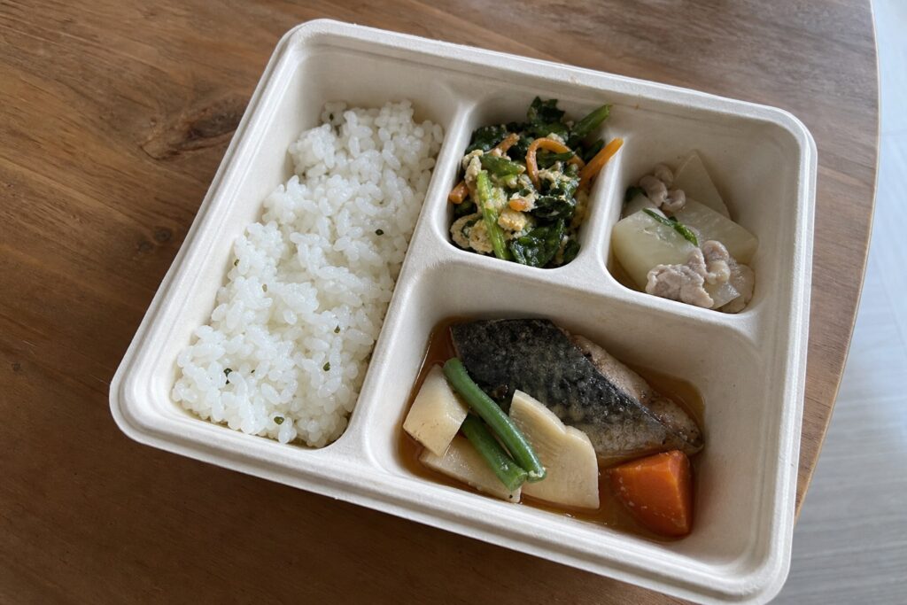 産地直送便れいたすの口コミ・評判は？新鮮食材宅配を徹底レビューしてみたの自然光撮影風アイキャッチ